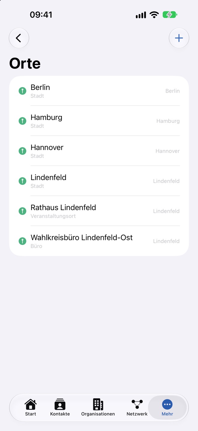 Liste „Orte“ mit Typ und Stadt je Eintrag