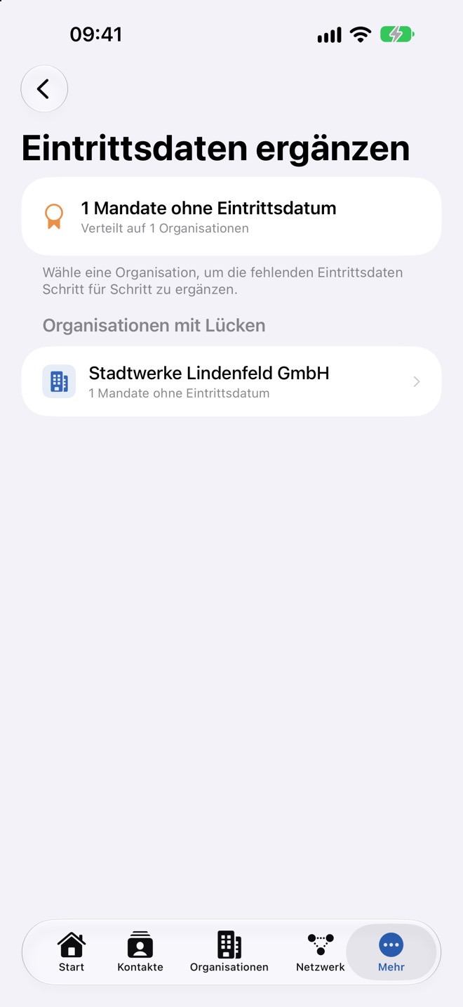 Übersicht „Eintrittsdaten ergänzen“ mit einer Organisation mit Lücken
