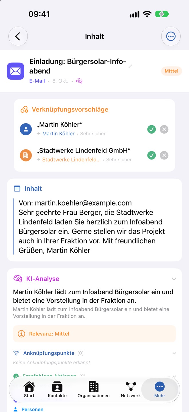Geöffnete E-Mail mit Verknüpfungsvorschlägen, Text und KI-Analyse