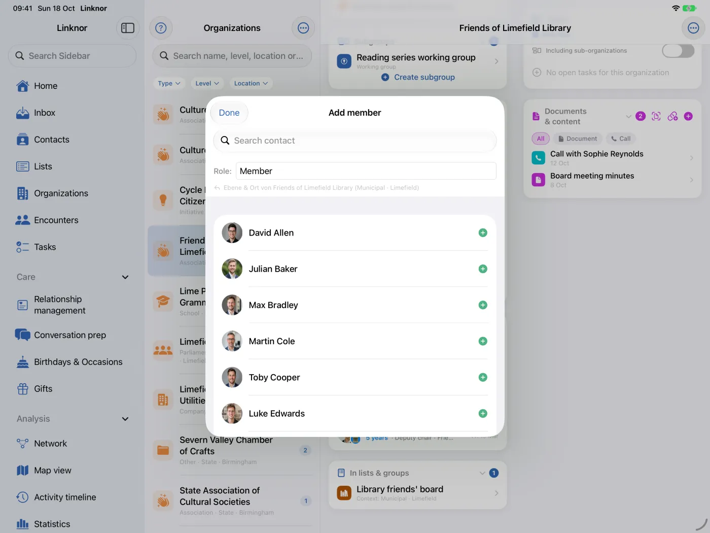 Hoja «Añadir miembro» con rol, nivel y ubicación de la organización y lista de contactos