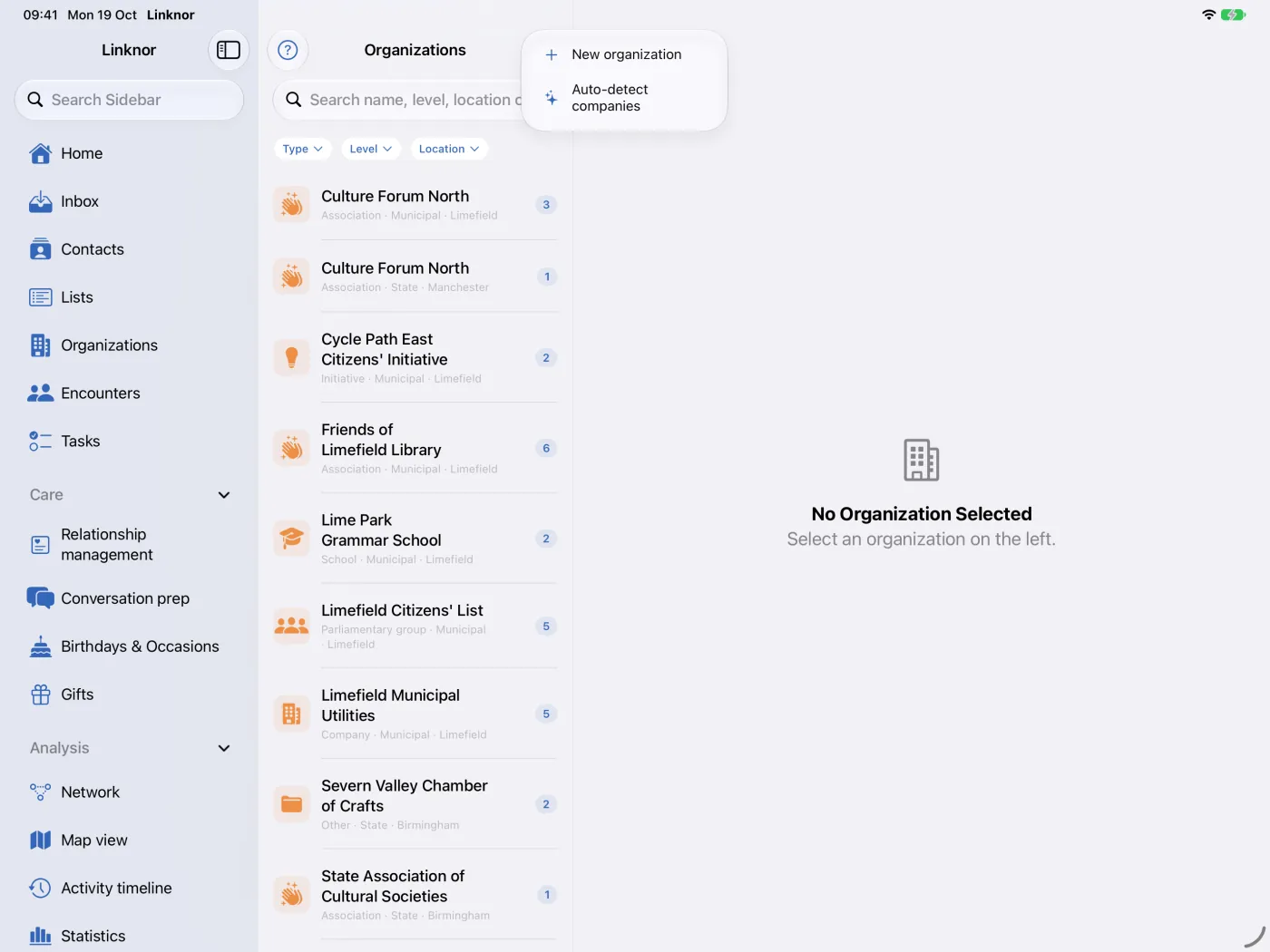 El menú «…» de la lista de organizaciones con «Nueva organización» y «Detección automática de empresas».