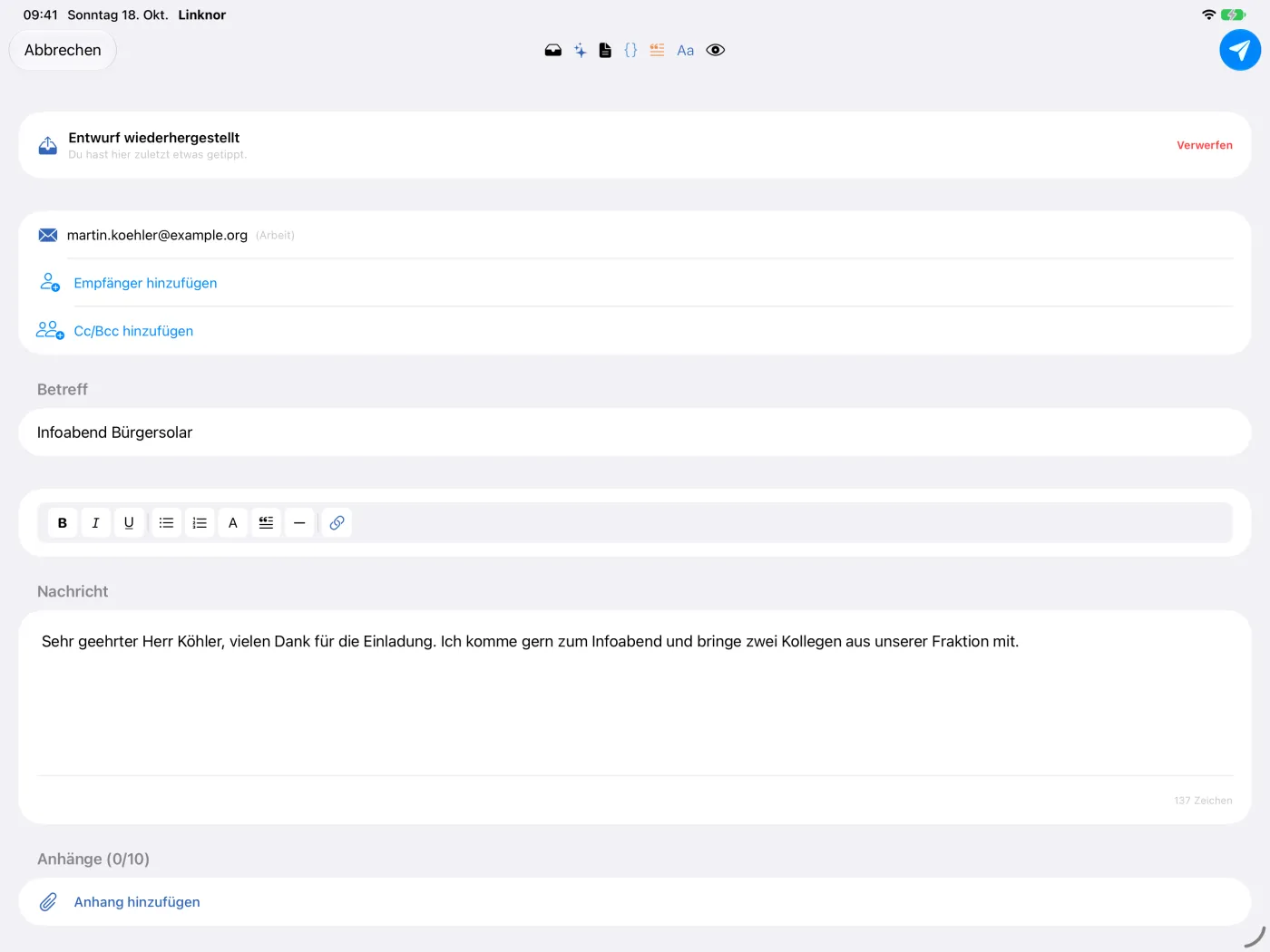Eingeblendete Formatleiste über dem Nachrichtentext