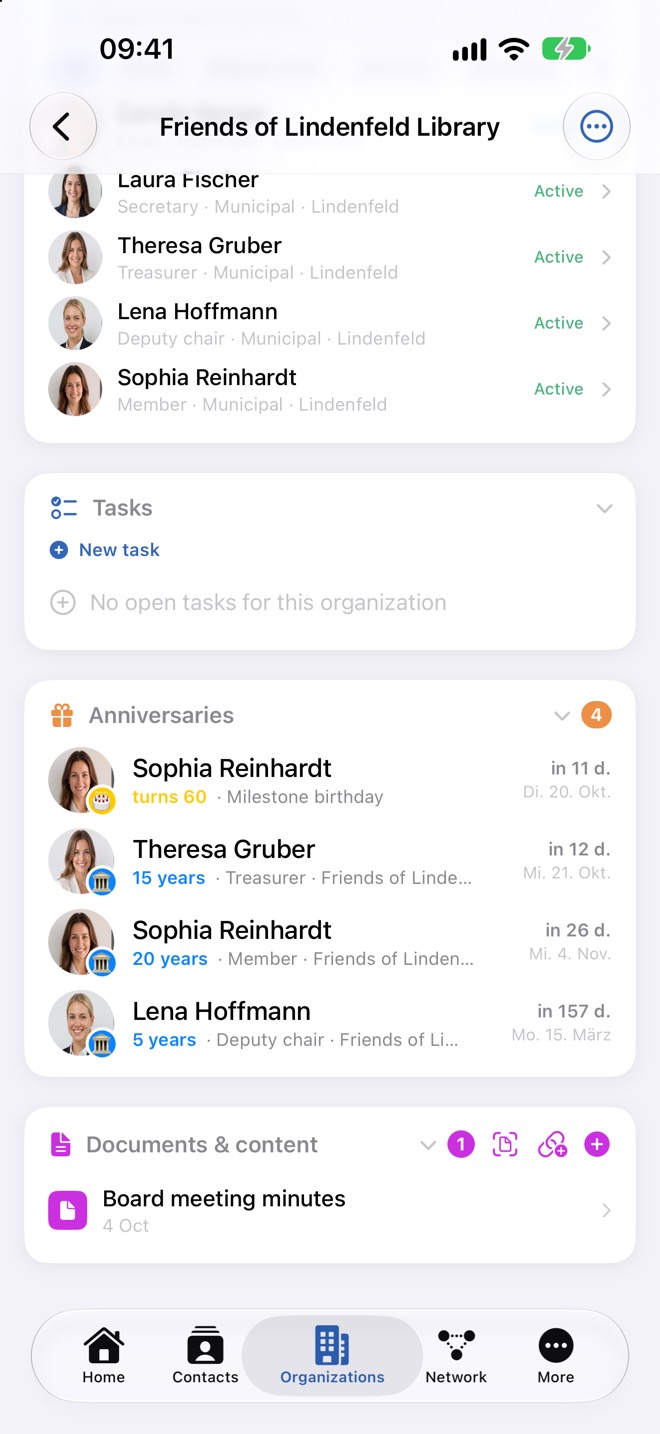 Tarjetas inferiores del perfil hasta «En listas y grupos»