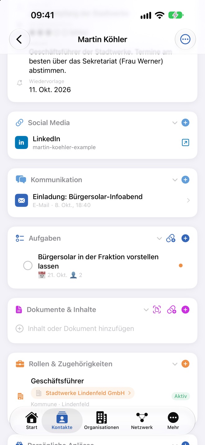 Karten Social Media, Kommunikation, Aufgaben, Dokumente & Inhalte und Rollen