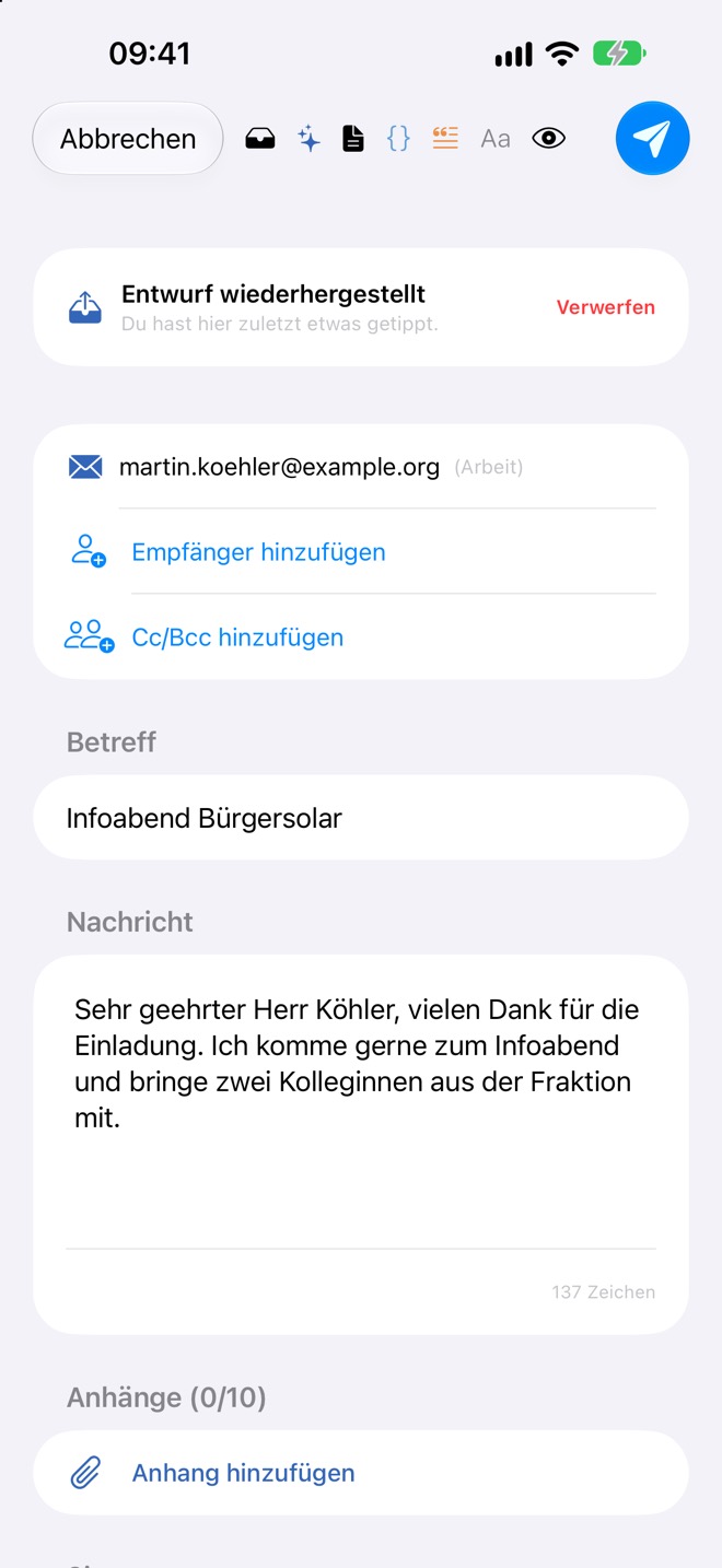 Hinweis „Entwurf wiederhergestellt“ mit dem Knopf „Verwerfen“